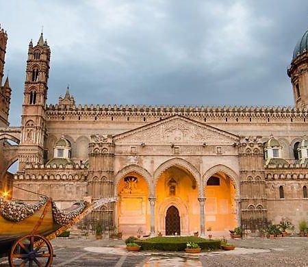 Blue Bubbles Cattedrale Apartment Palermo Bagian luar foto